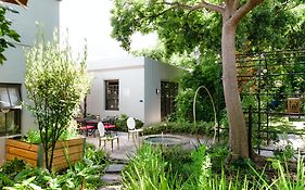 La Fontaine Boutique Hotel By The Oyster Collection